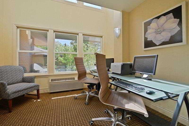 Surestay Plus Hotel By Best Western Mountain View Bagian luar foto